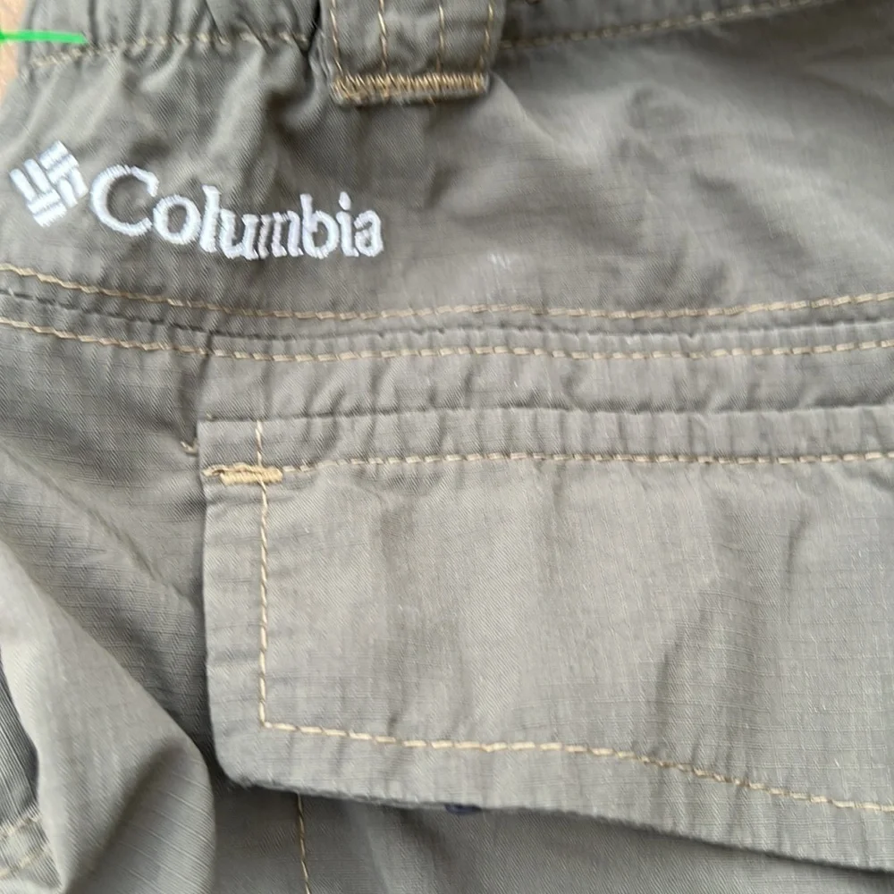 Columbia Green Silver Ridge Cargo Short with Belt Men's Size 42